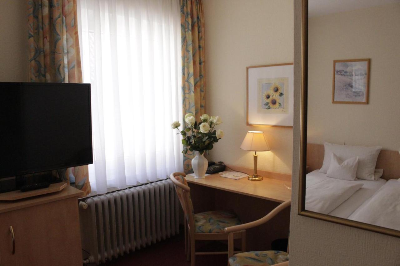 Hotel Schiff Раштатт Екстер'єр фото
