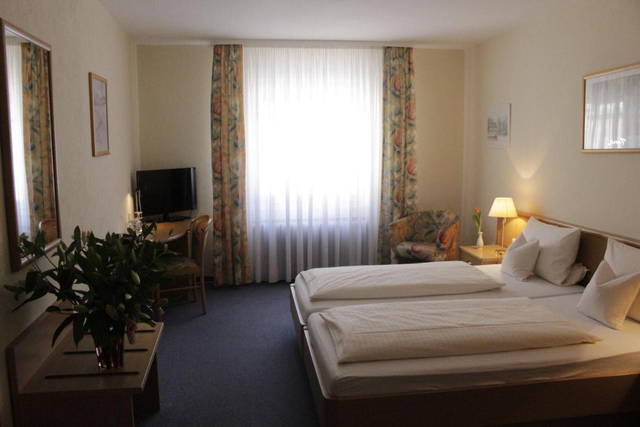 Hotel Schiff Раштатт Екстер'єр фото